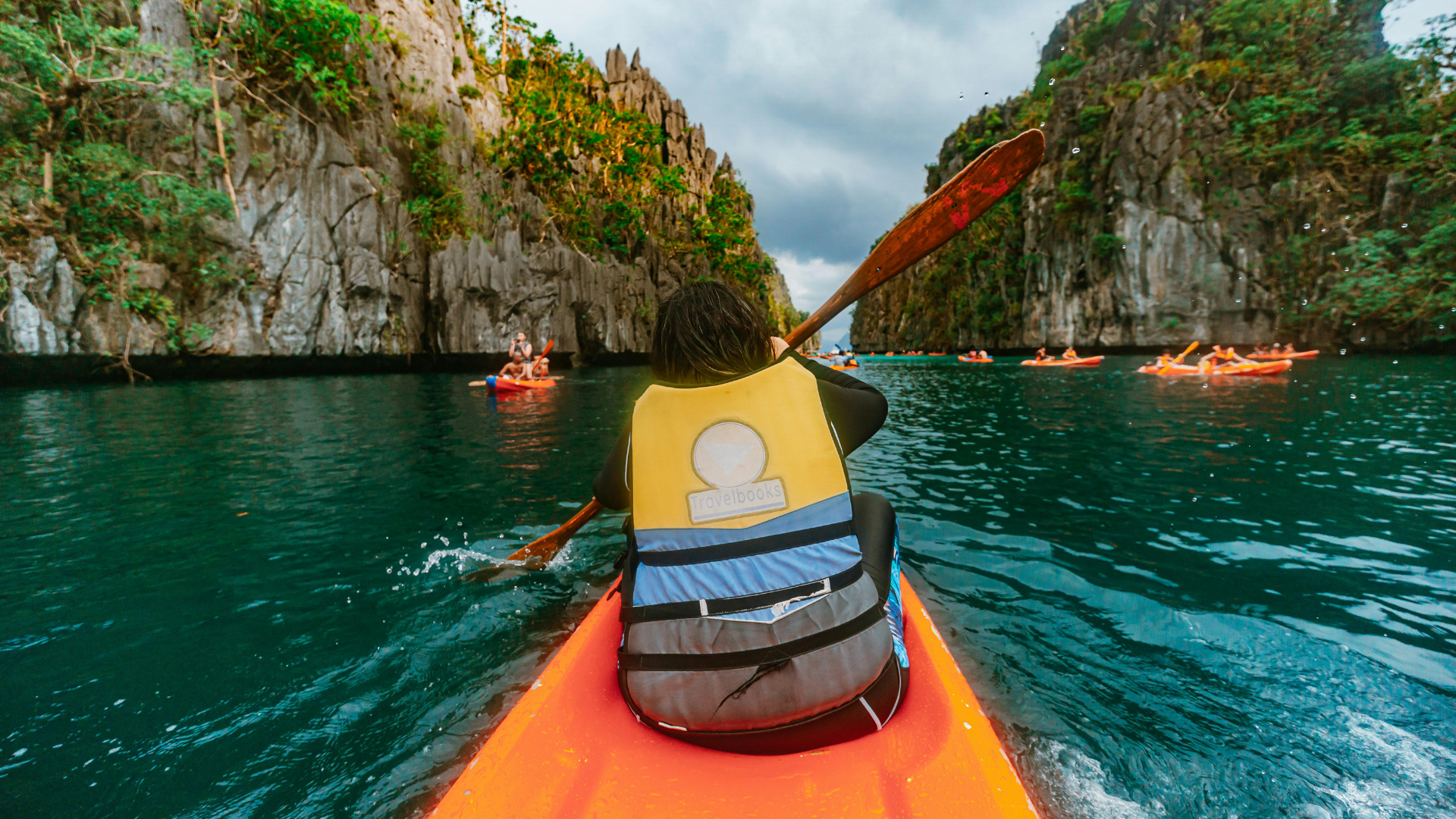 kayaking-in-el-nido-palawan