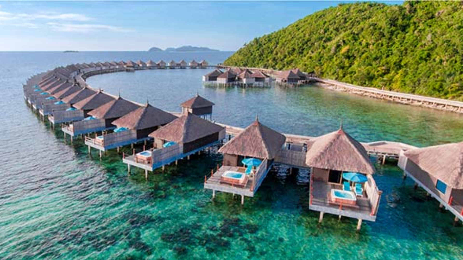 overwater-bungalow-in-palawan